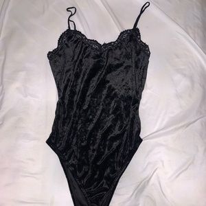 black velvet bodysuit 🖤